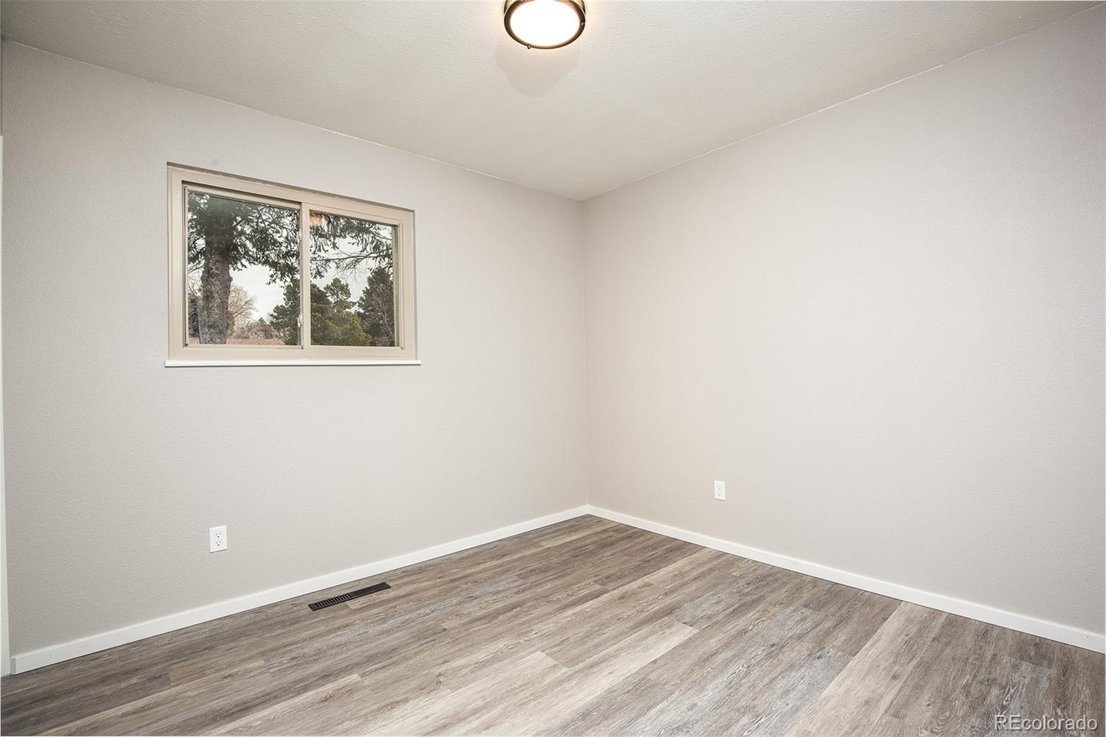 MLS Image #19 for 3220  raindrop drive,colorado springs, Colorado