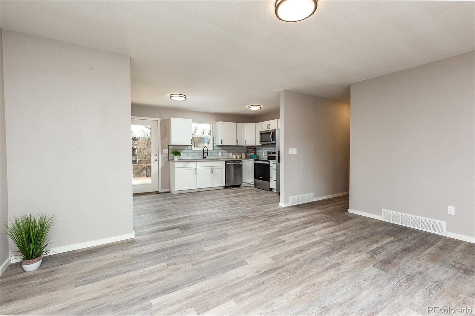 MLS Image #24 for 3220  raindrop drive,colorado springs, Colorado
