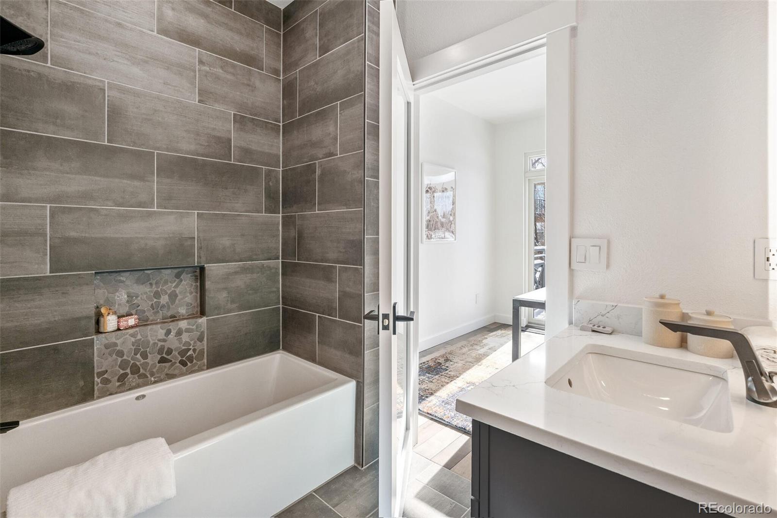 MLS Image #27 for 14901 e gill avenue,aurora, Colorado