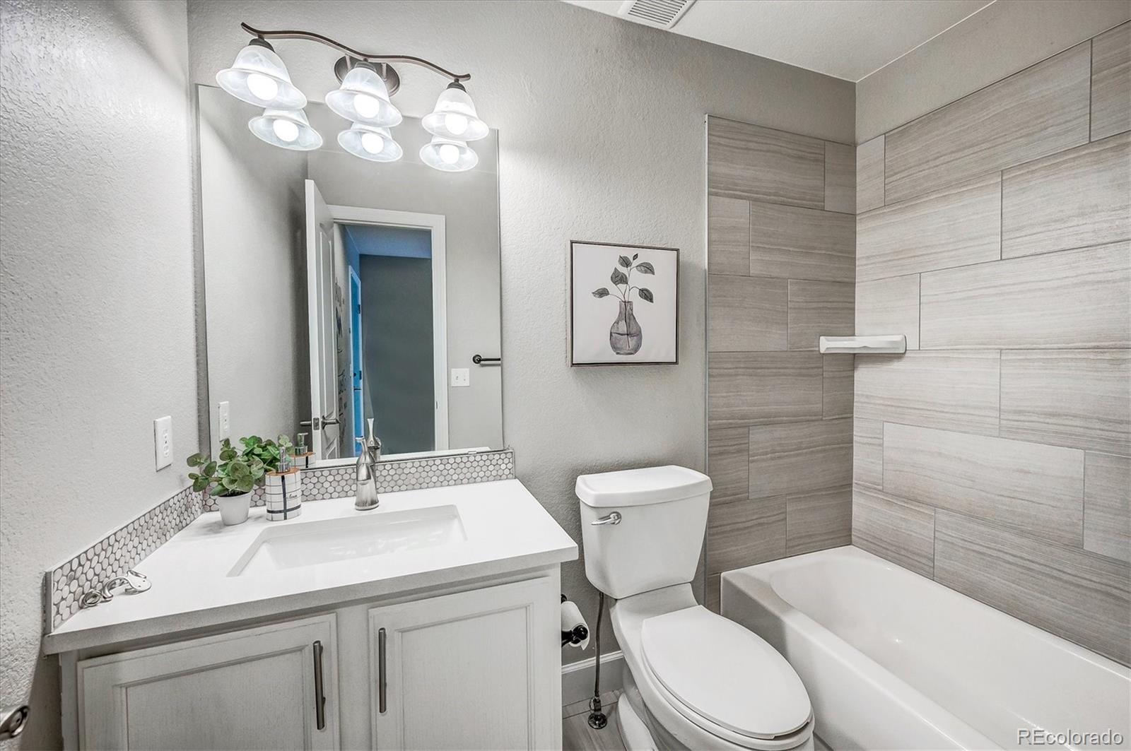 MLS Image #13 for 10515  ashwood court,highlands ranch, Colorado