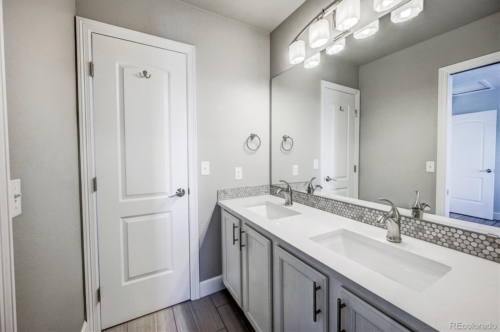 MLS Image #15 for 10515  ashwood court,highlands ranch, Colorado