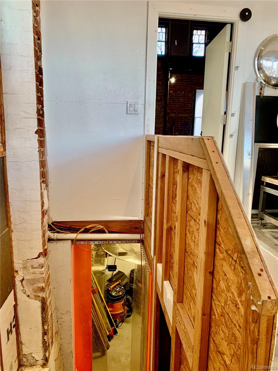 MLS Image #11 for 1561 s acoma street,denver, Colorado