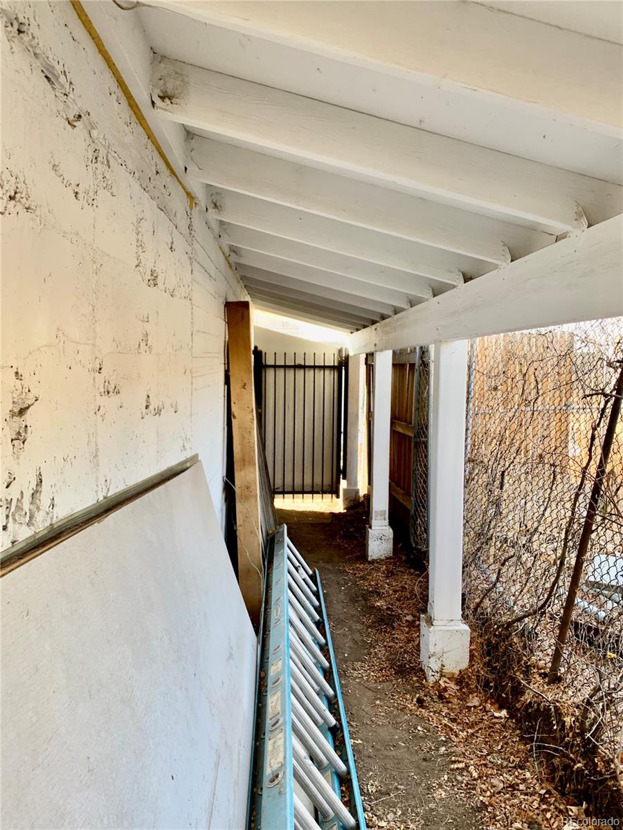 MLS Image #21 for 1561 s acoma street,denver, Colorado