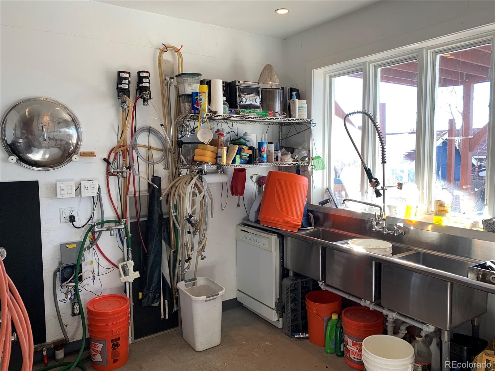 MLS Image #8 for 1561 s acoma street,denver, Colorado