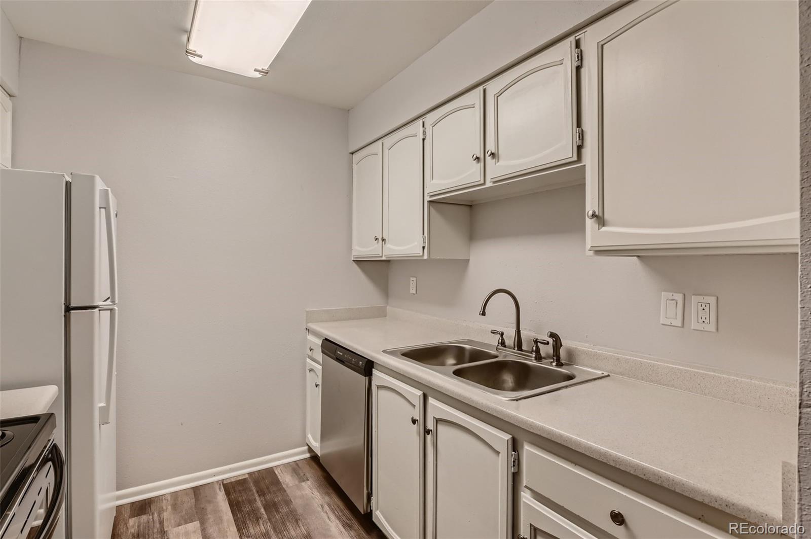 MLS Image #3 for 14499 e 1st drive,aurora, Colorado