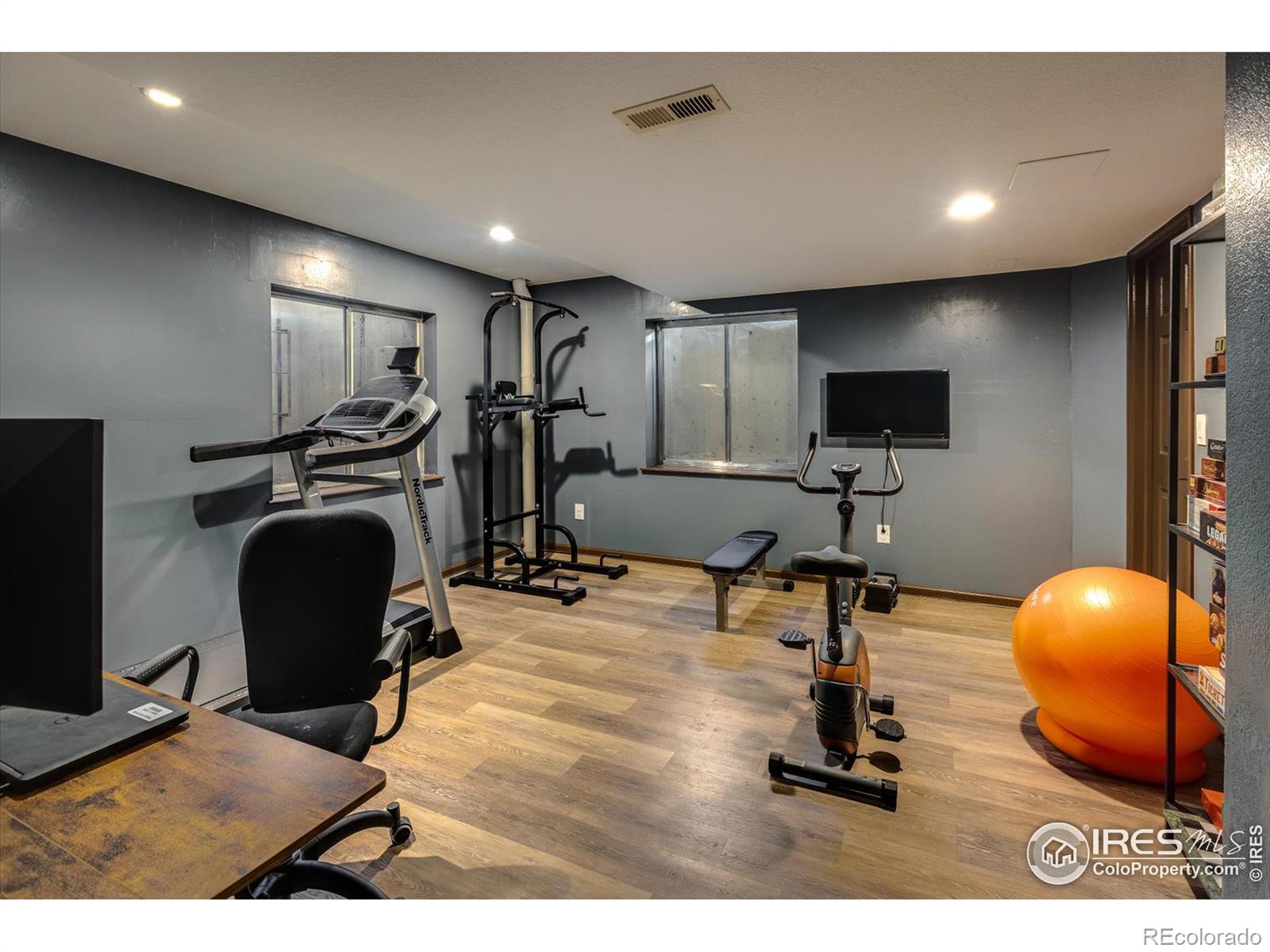 MLS Image #21 for 1607  emerald street,broomfield, Colorado