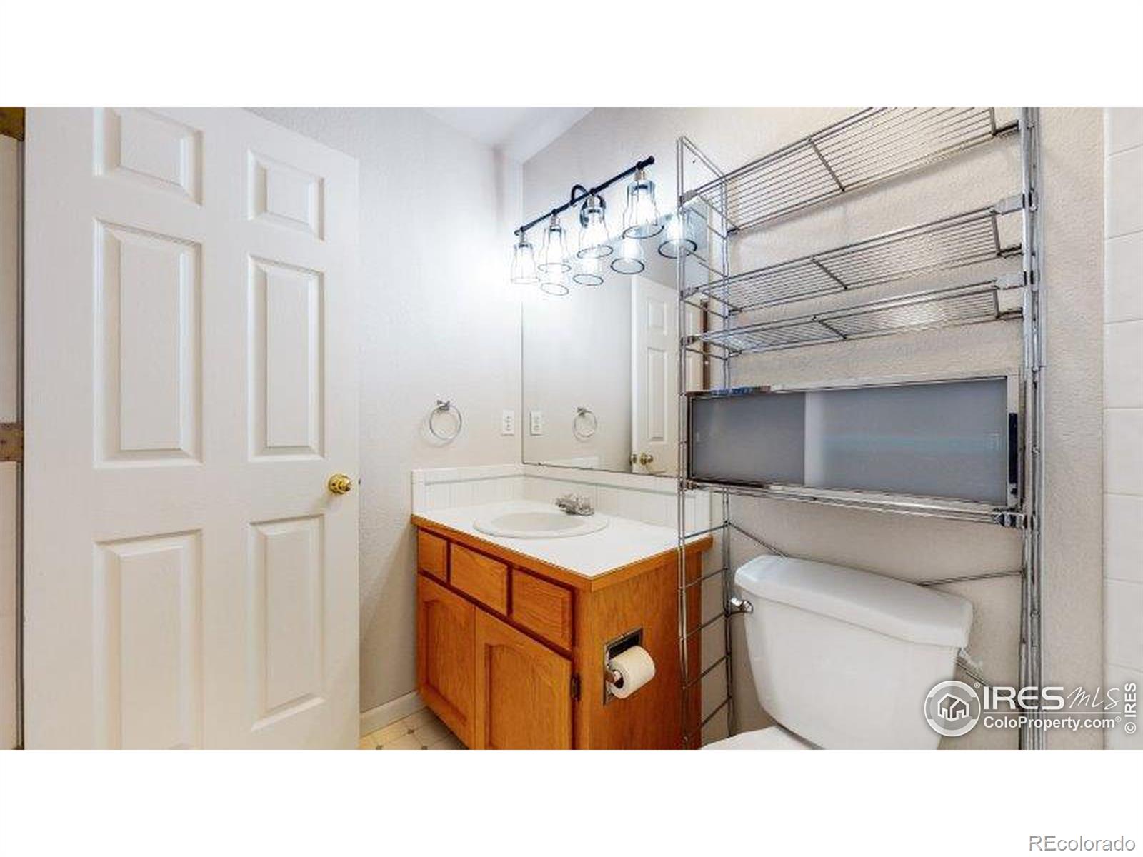 MLS Image #22 for 1031  navajo place,berthoud, Colorado