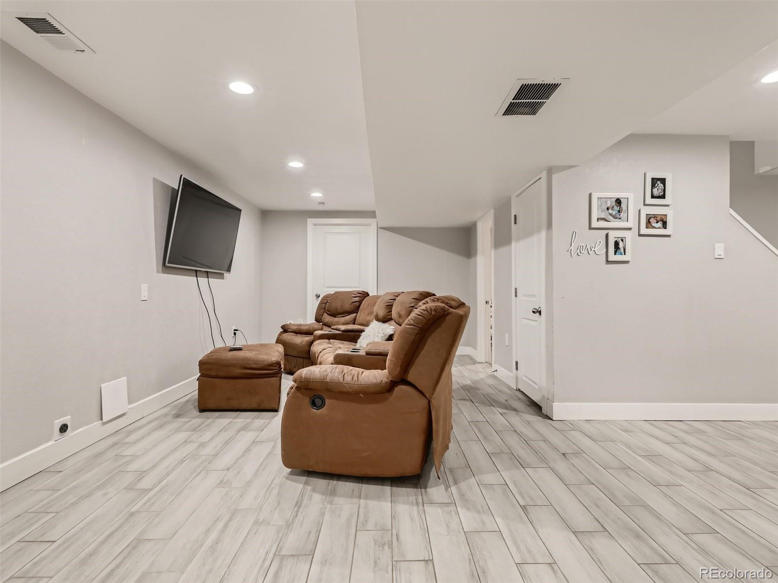 MLS Image #9 for 6000  locust street,commerce city, Colorado