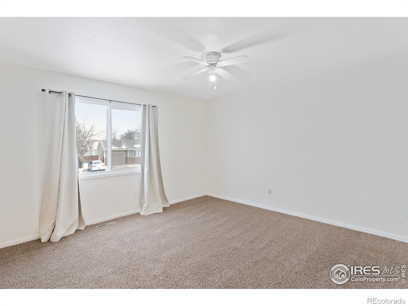 MLS Image #10 for 917  nantucket street,windsor, Colorado
