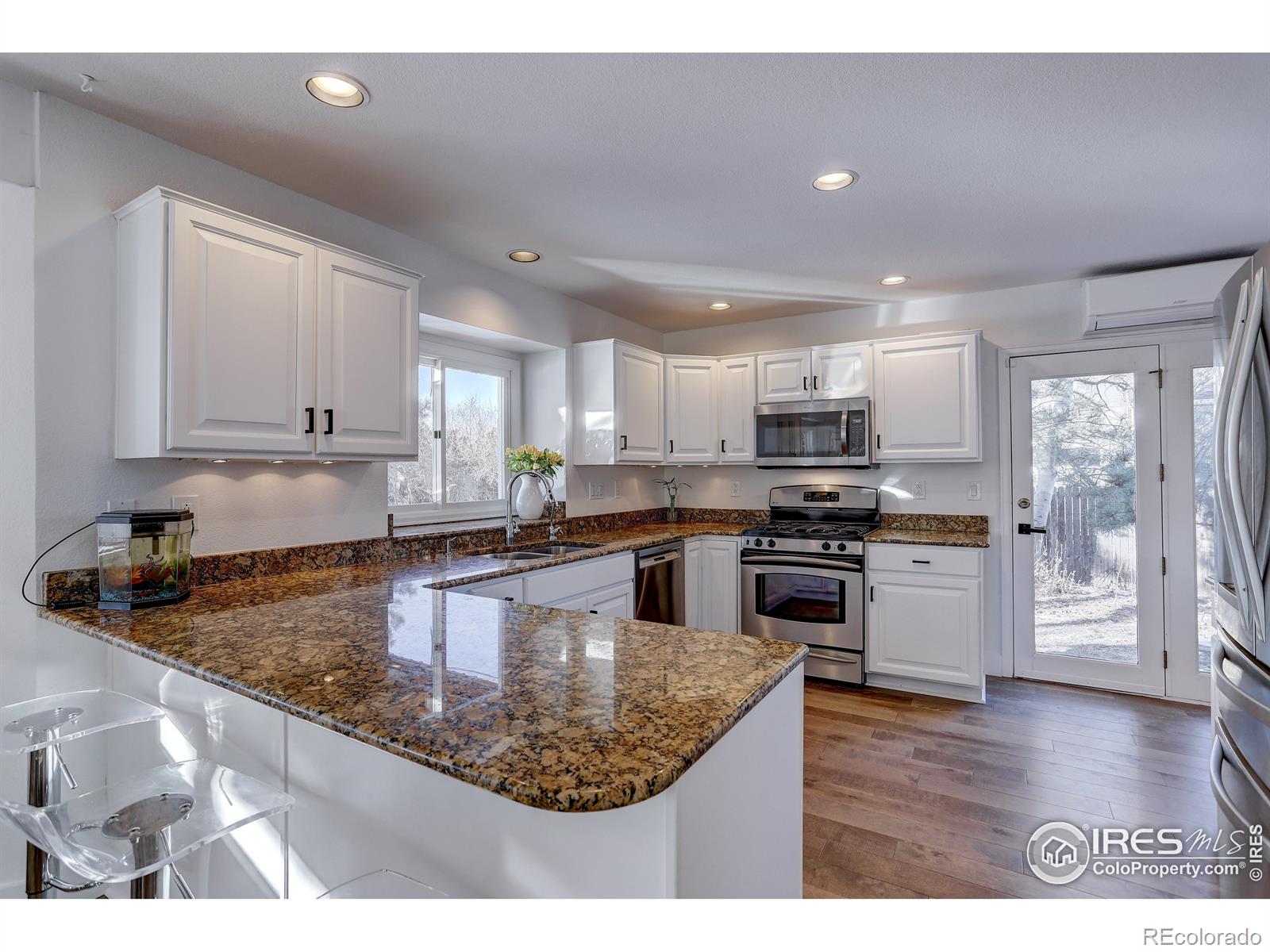 MLS Image #9 for 1089 w willow street,louisville, Colorado
