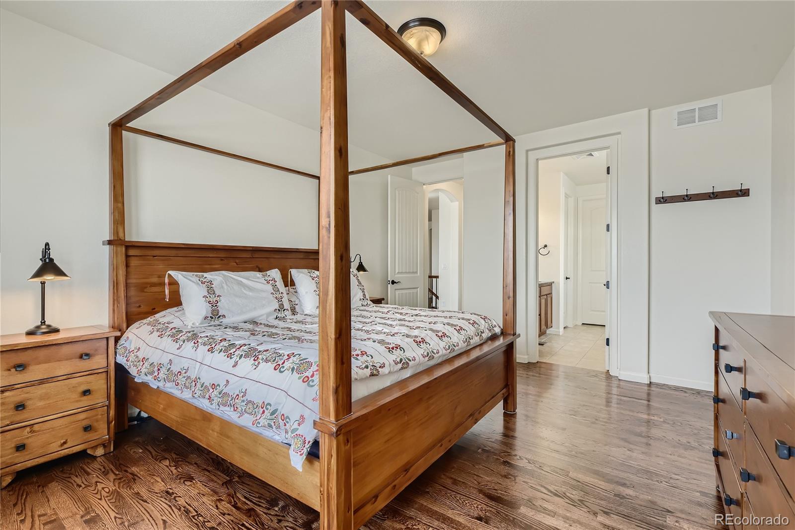 MLS Image #14 for 2542 s kendrick street,lakewood, Colorado