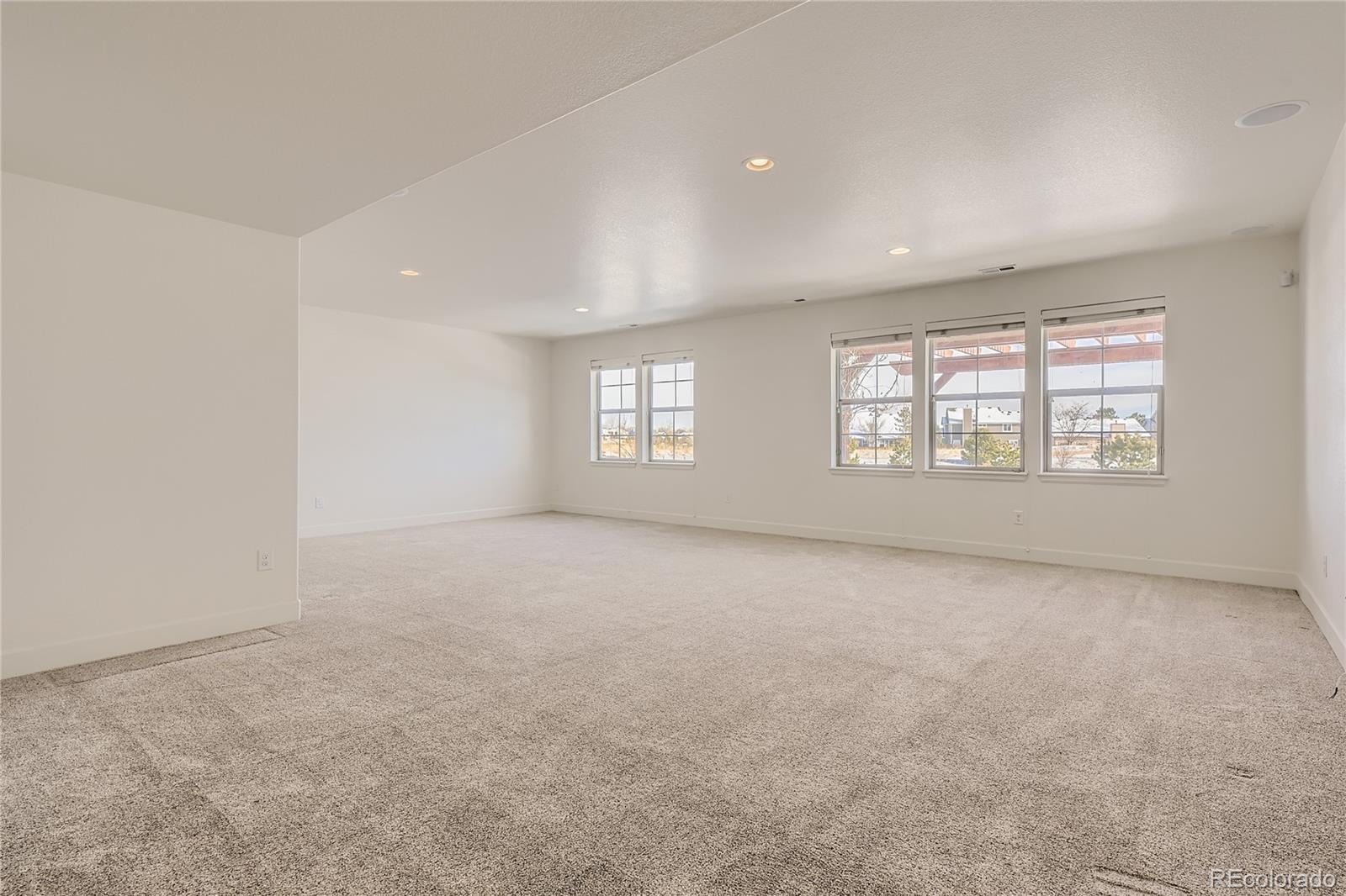 MLS Image #20 for 2542 s kendrick street,lakewood, Colorado