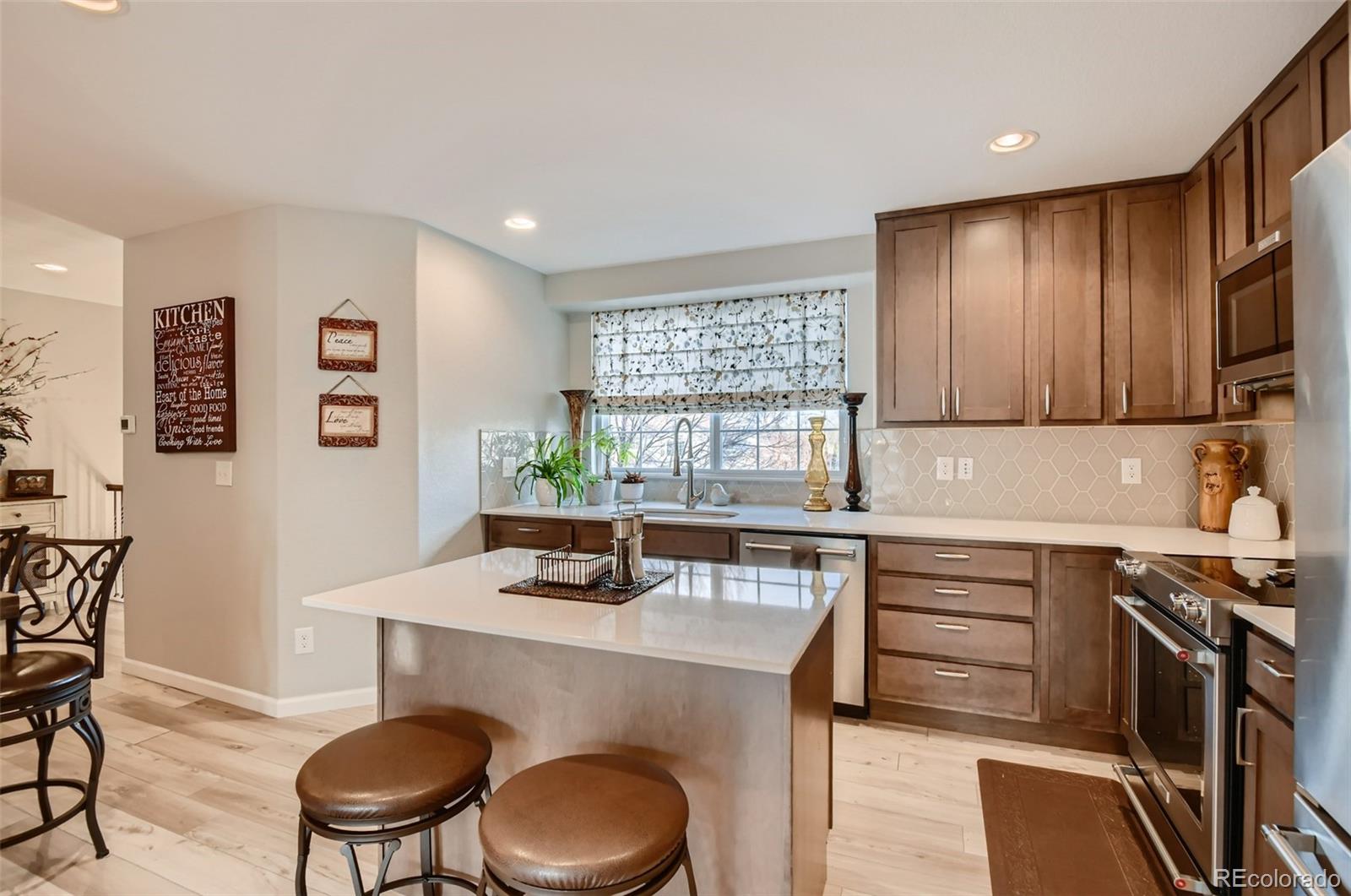 MLS Image #6 for 1427 s ulster street,denver, Colorado