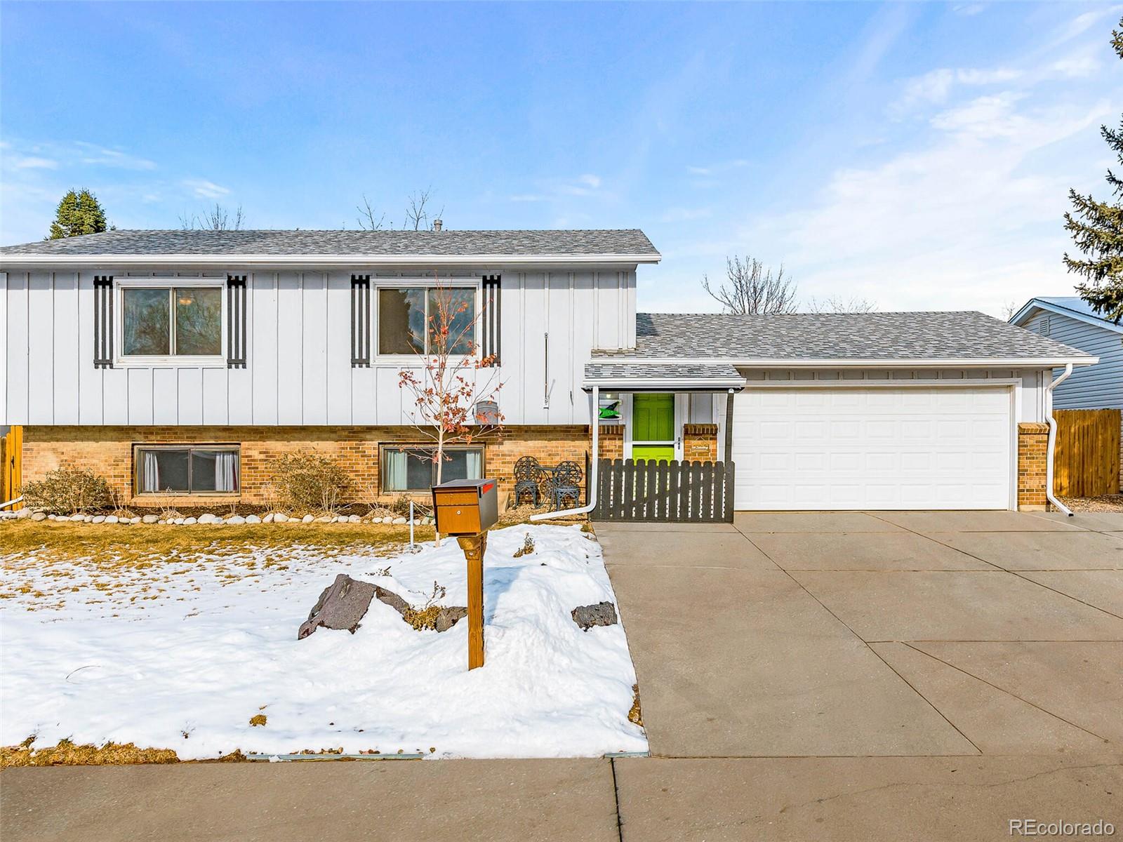 MLS Image #0 for 11153 e ohio place,aurora, Colorado