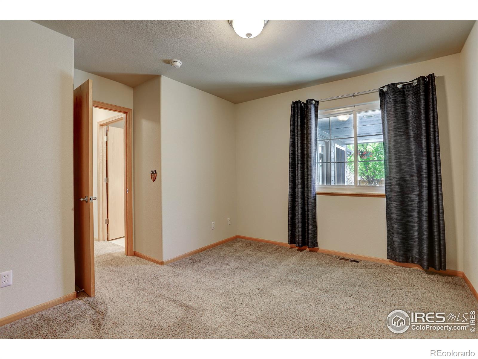 MLS Image #8 for 1746  suntide drive,johnstown, Colorado