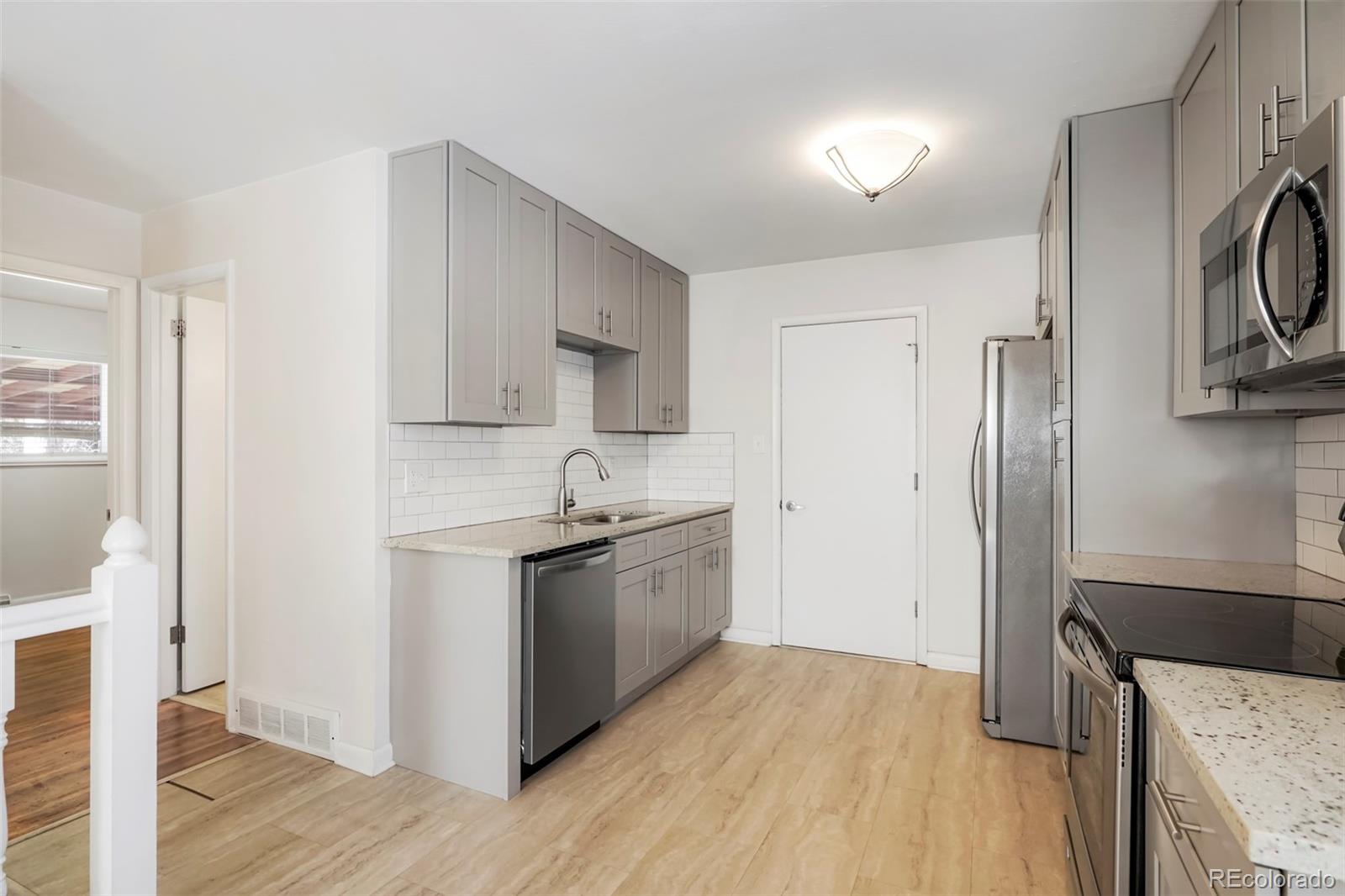 MLS Image #9 for 6343  upham street,arvada, Colorado