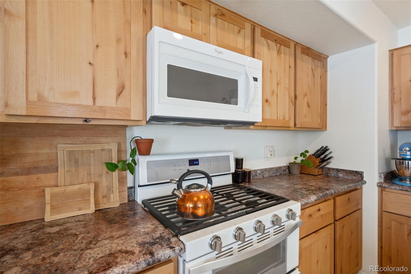 MLS Image #5 for 3147  alybar drive,wellington, Colorado