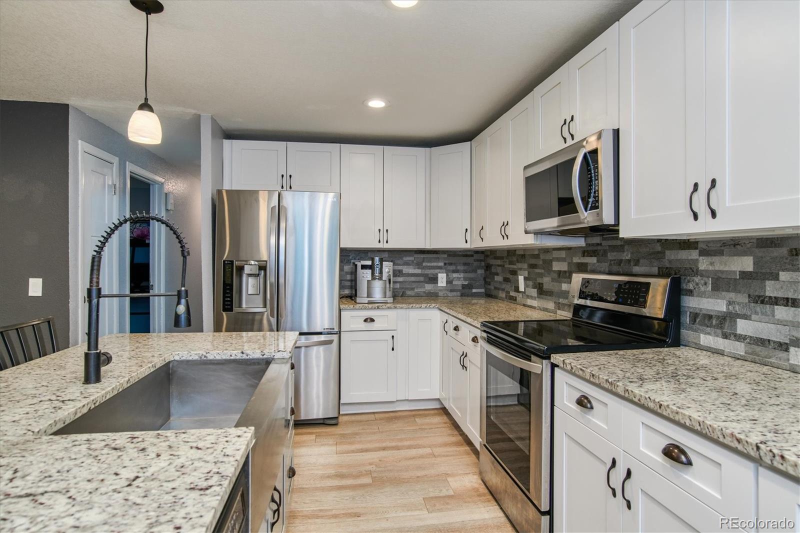 MLS Image #11 for 7700 w glasgow place,littleton, Colorado