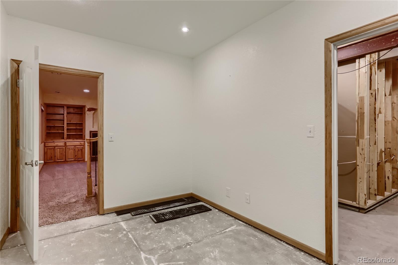 MLS Image #18 for 101  2nd street,berthoud, Colorado