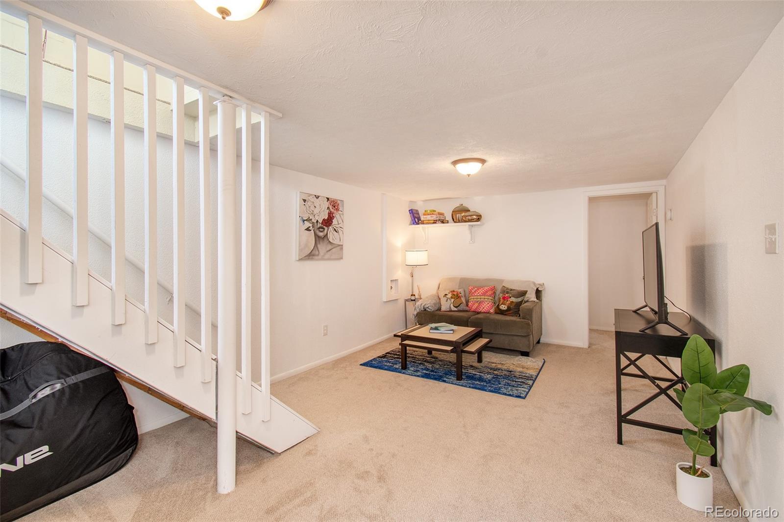 MLS Image #15 for 5533  raritan way,denver, Colorado