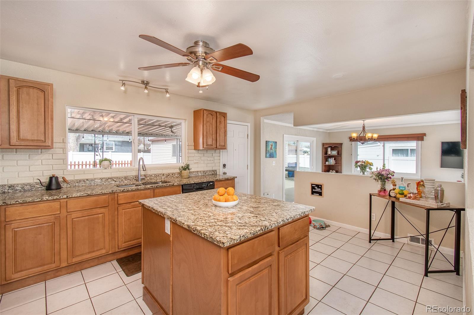 MLS Image #5 for 5533  raritan way,denver, Colorado