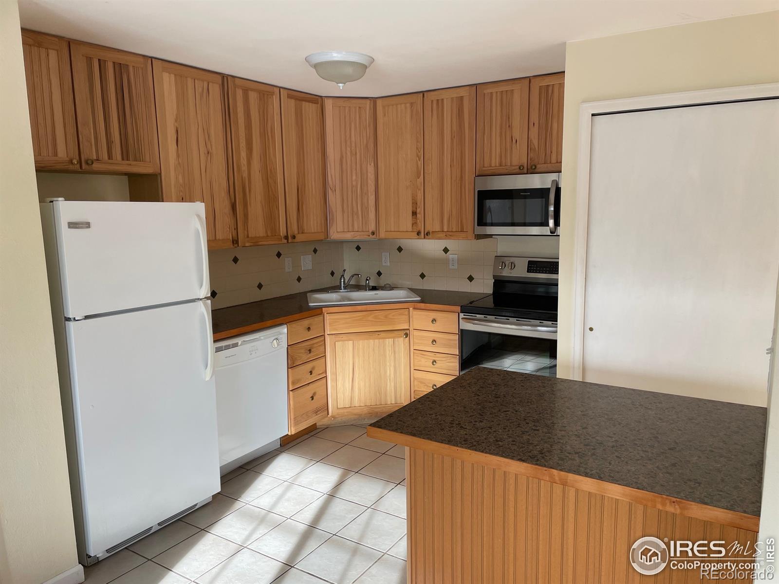 MLS Image #8 for 1640  kirkwood drive,fort collins, Colorado