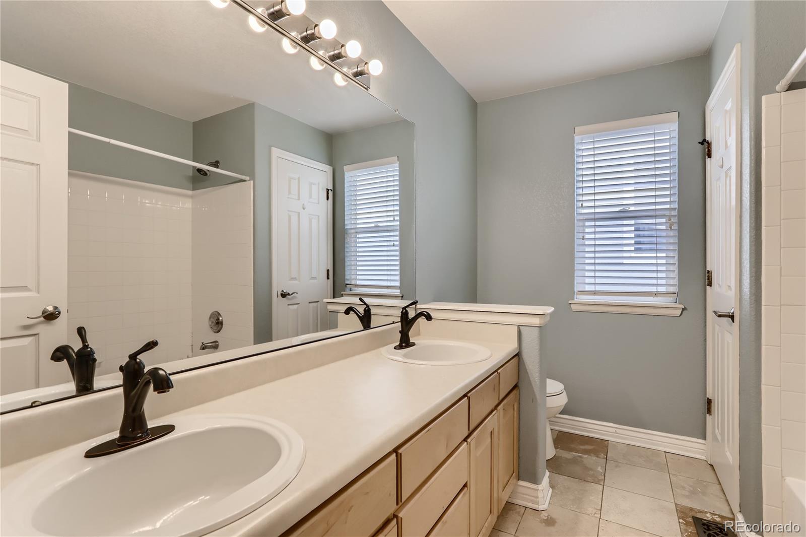 MLS Image #21 for 3905 s kirk way,aurora, Colorado
