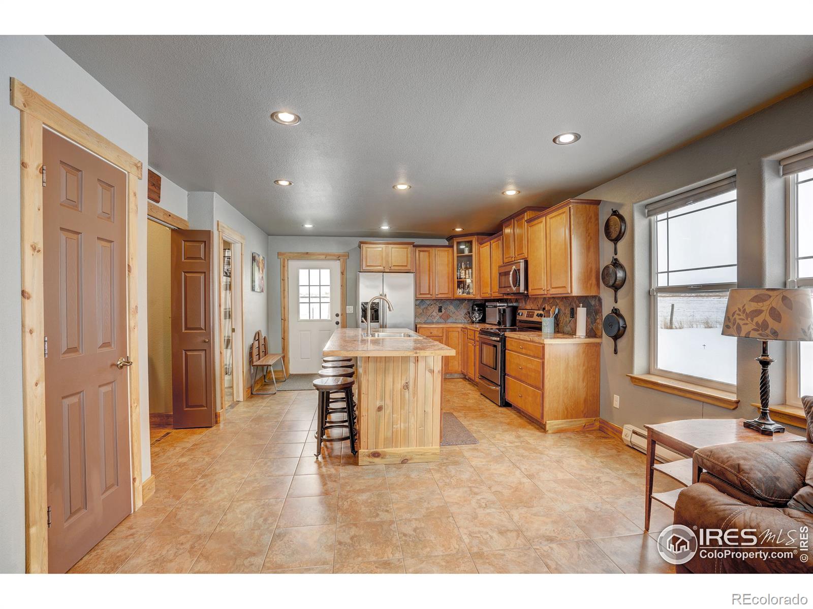 MLS Image #10 for 26649  owl creek lane,gill, Colorado