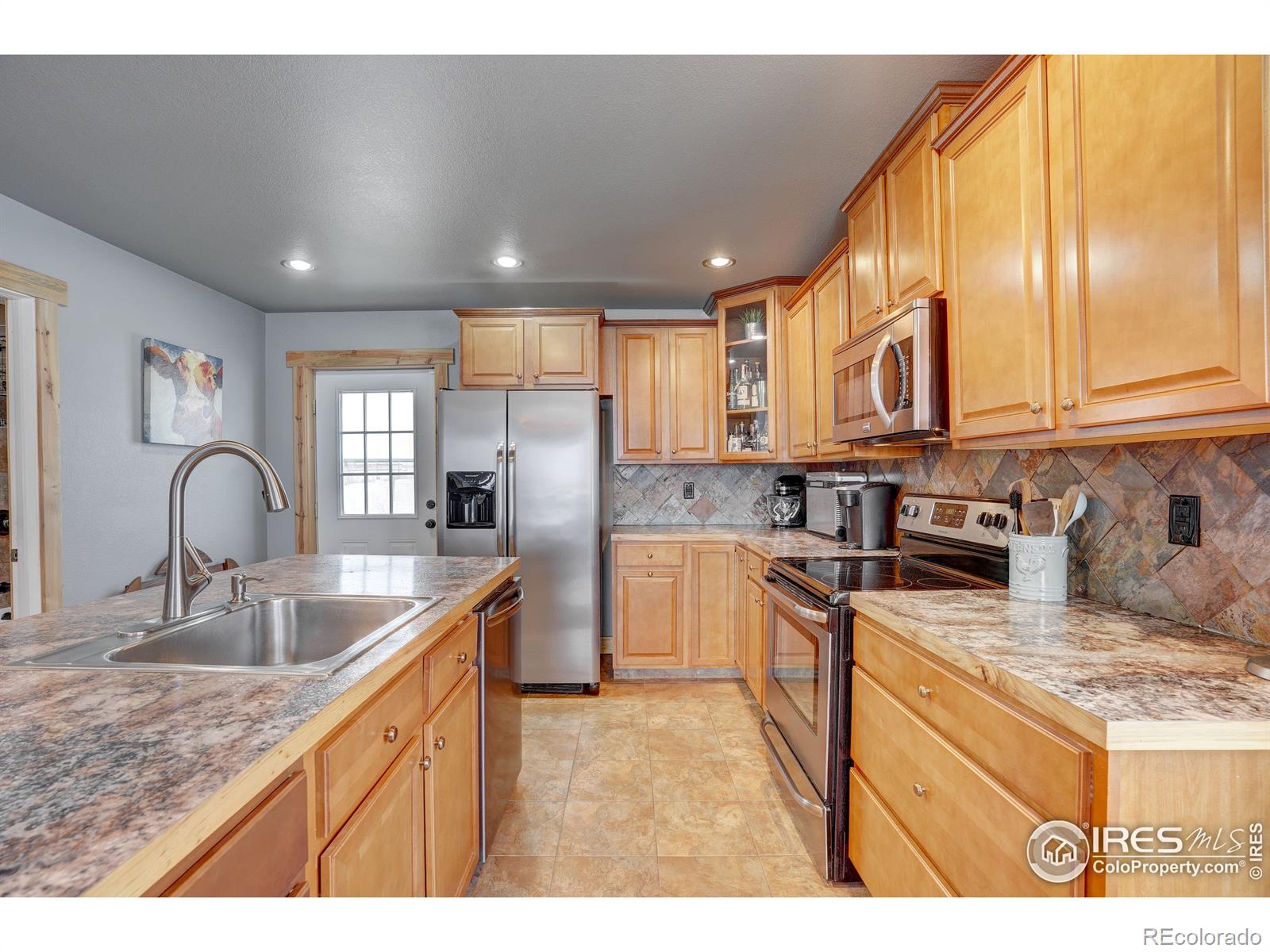 MLS Image #15 for 26649  owl creek lane,gill, Colorado
