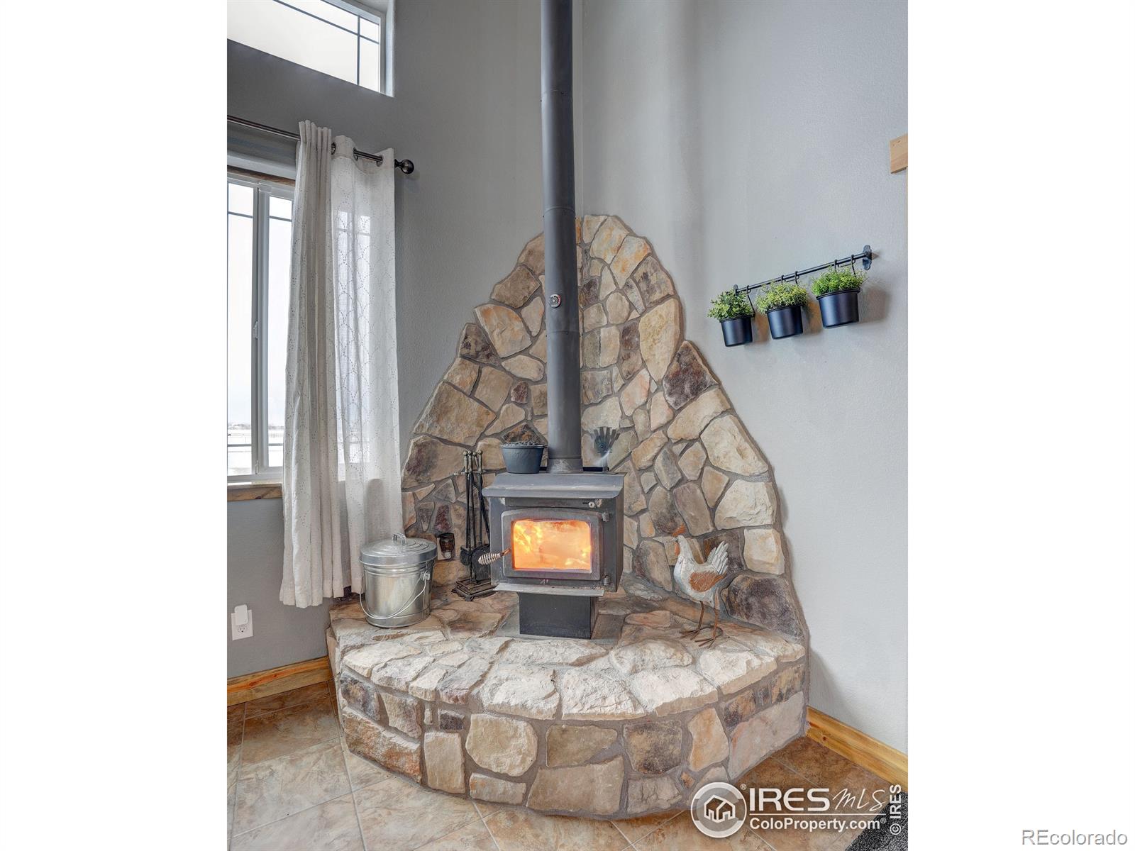 MLS Image #17 for 26649  owl creek lane,gill, Colorado