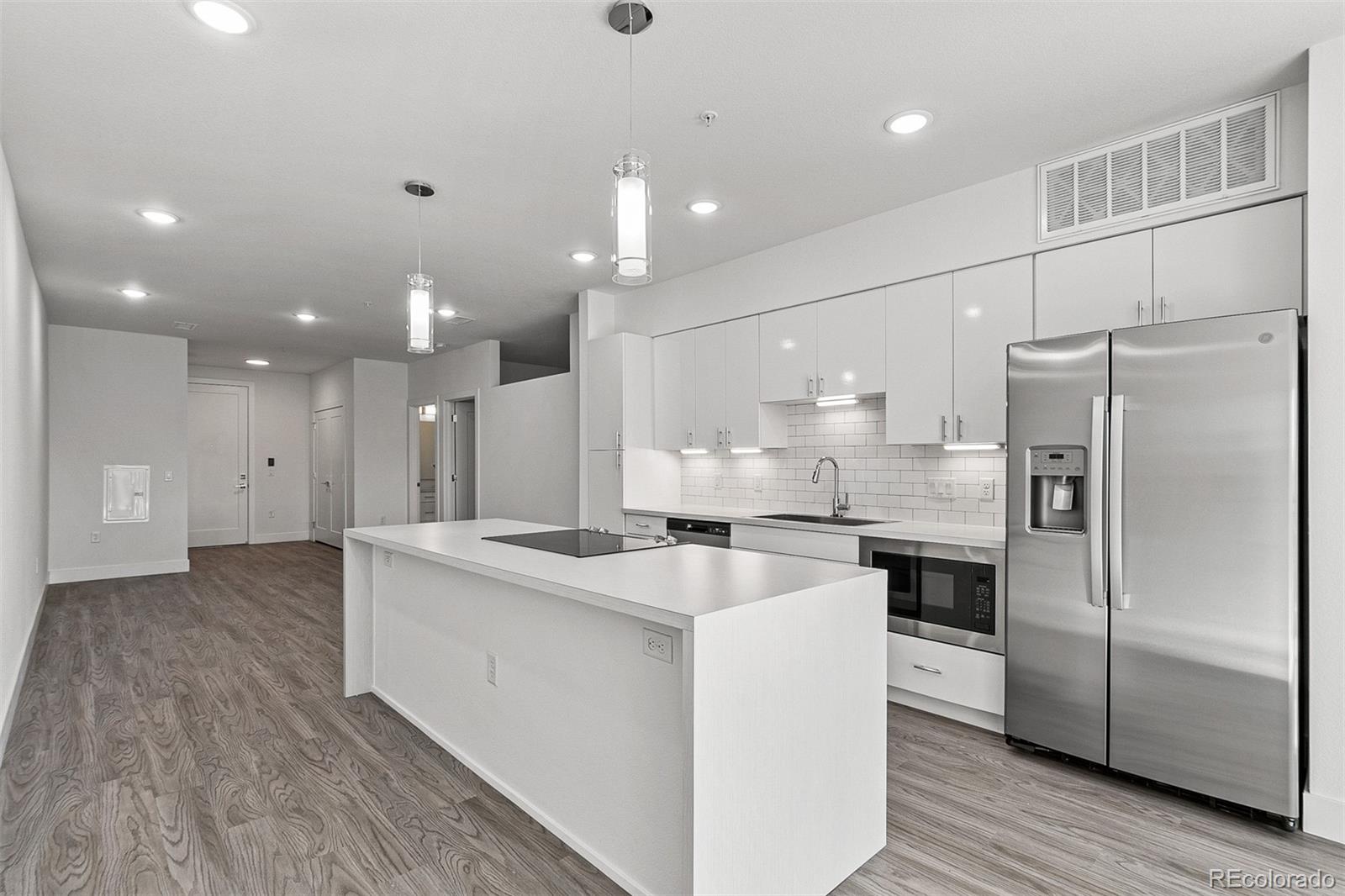 MLS Image #13 for 3500 s corona street,englewood, Colorado
