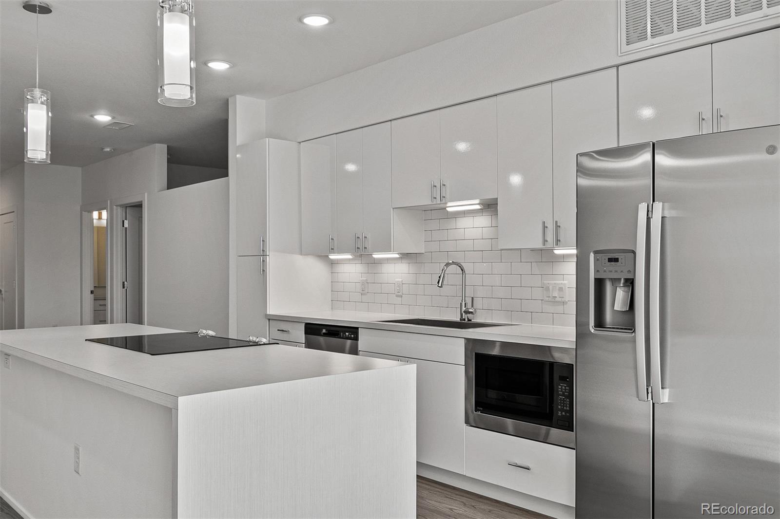 MLS Image #14 for 3500 s corona street,englewood, Colorado