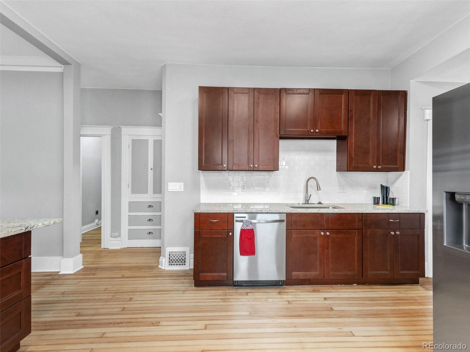 MLS Image #10 for 1440  knox court,denver, Colorado