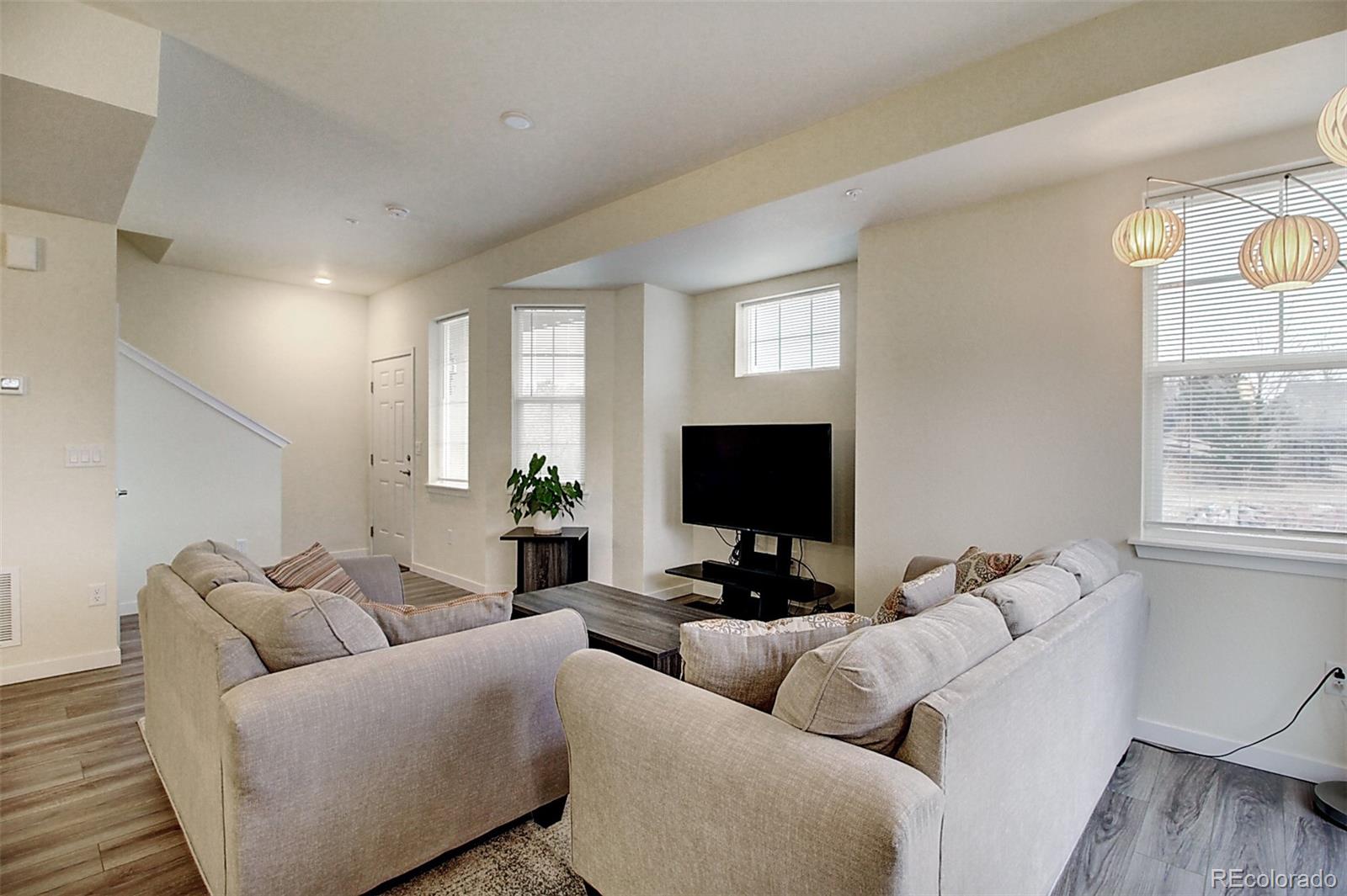 MLS Image #4 for 12920  jasmine street,thornton, Colorado
