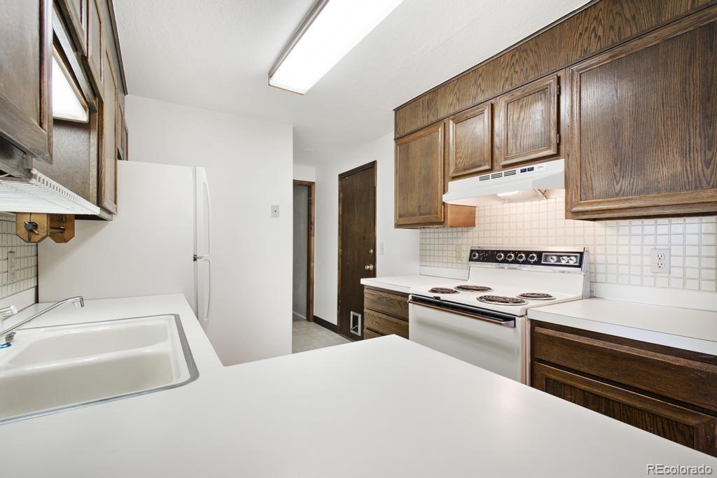 MLS Image #8 for 15035 e louisiana drive,aurora, Colorado