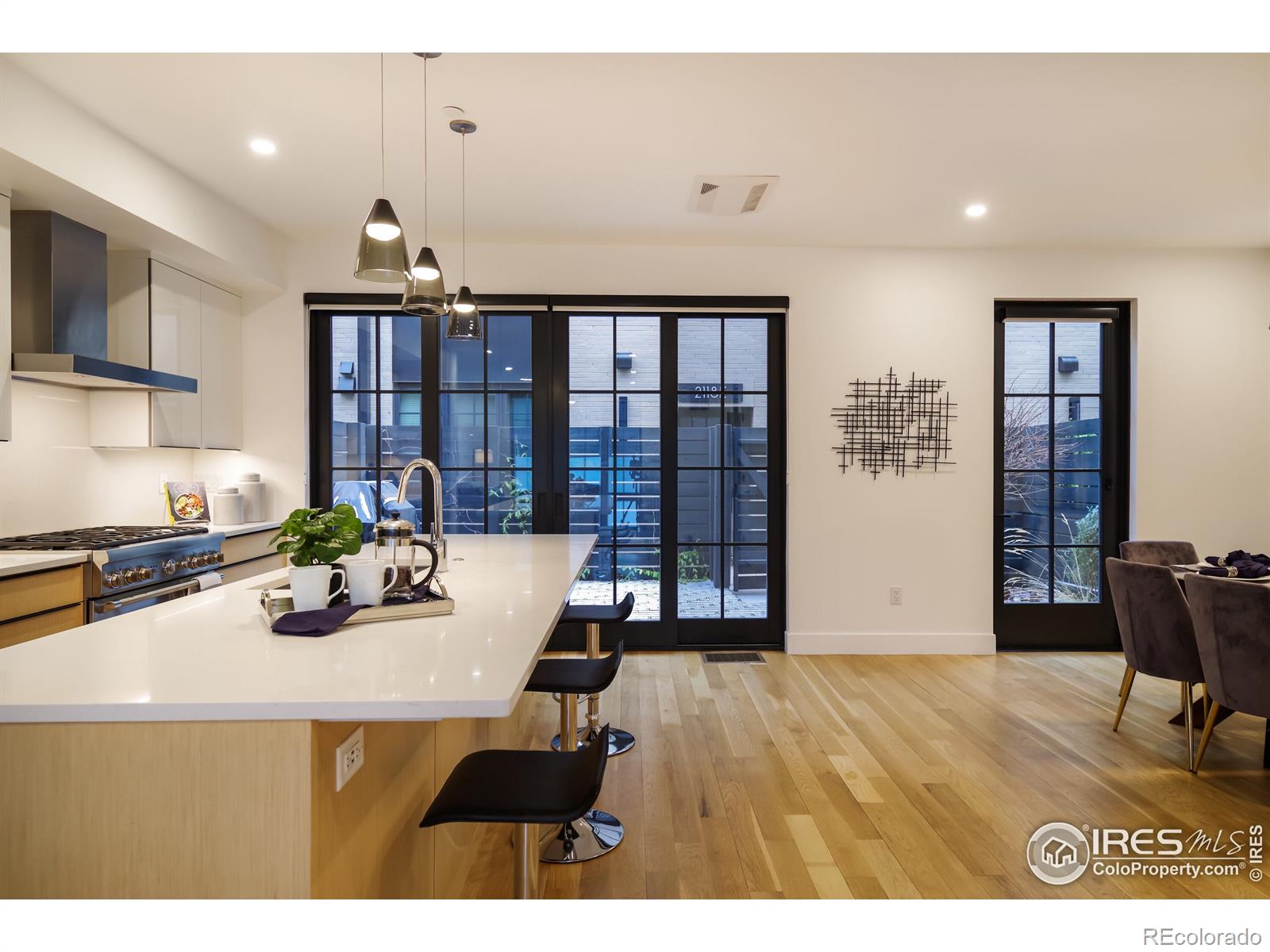 MLS Image #8 for 2116  pearl street,boulder, Colorado