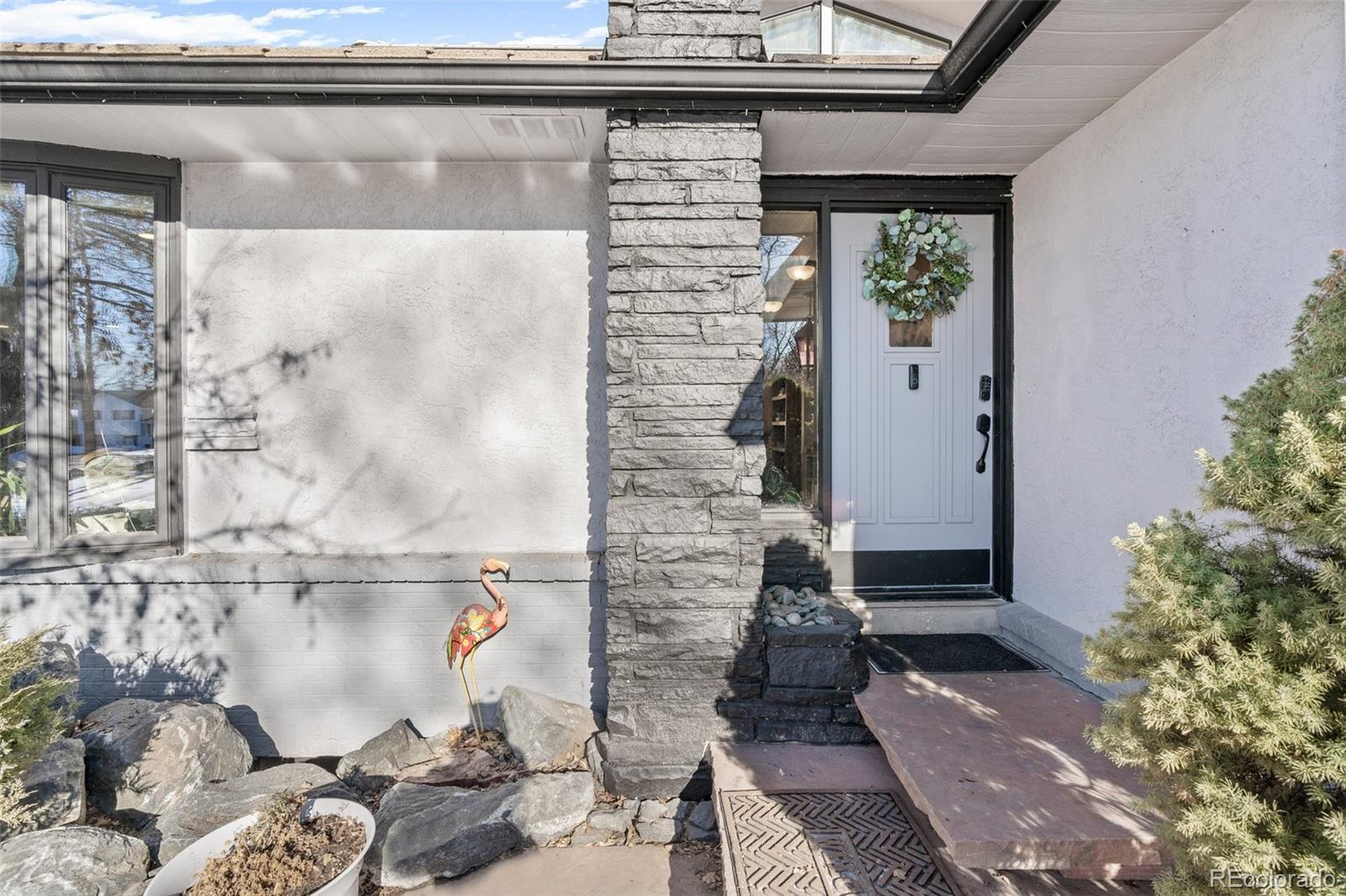 MLS Image #1 for 1996 s niagara street,denver, Colorado