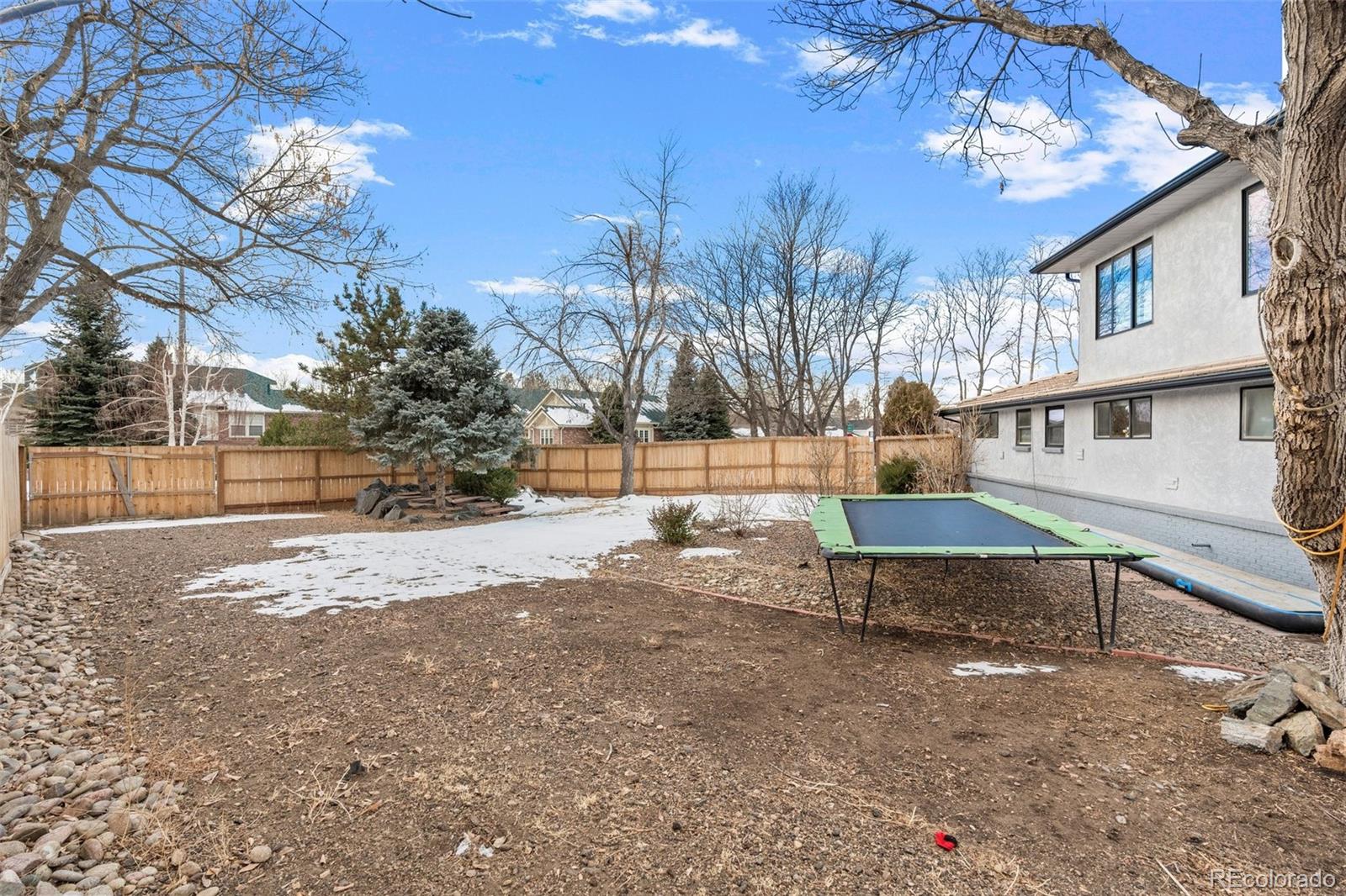 MLS Image #12 for 1996 s niagara street,denver, Colorado