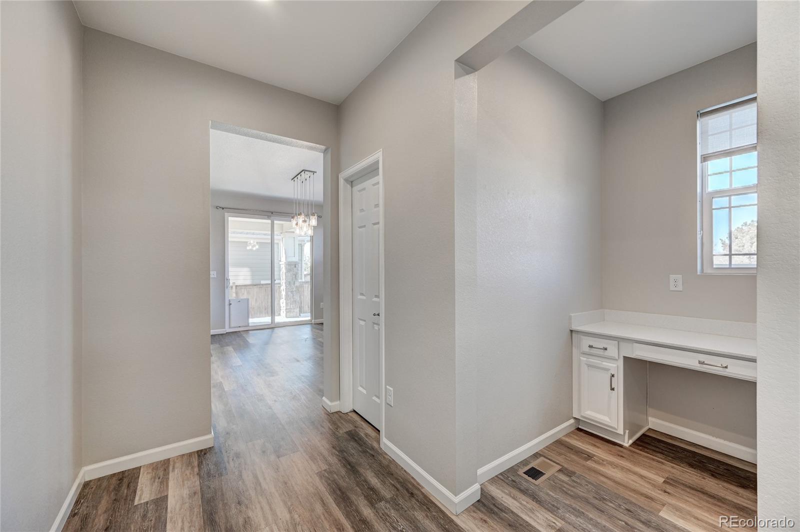 MLS Image #10 for 9809 e kansas avenue,aurora, Colorado