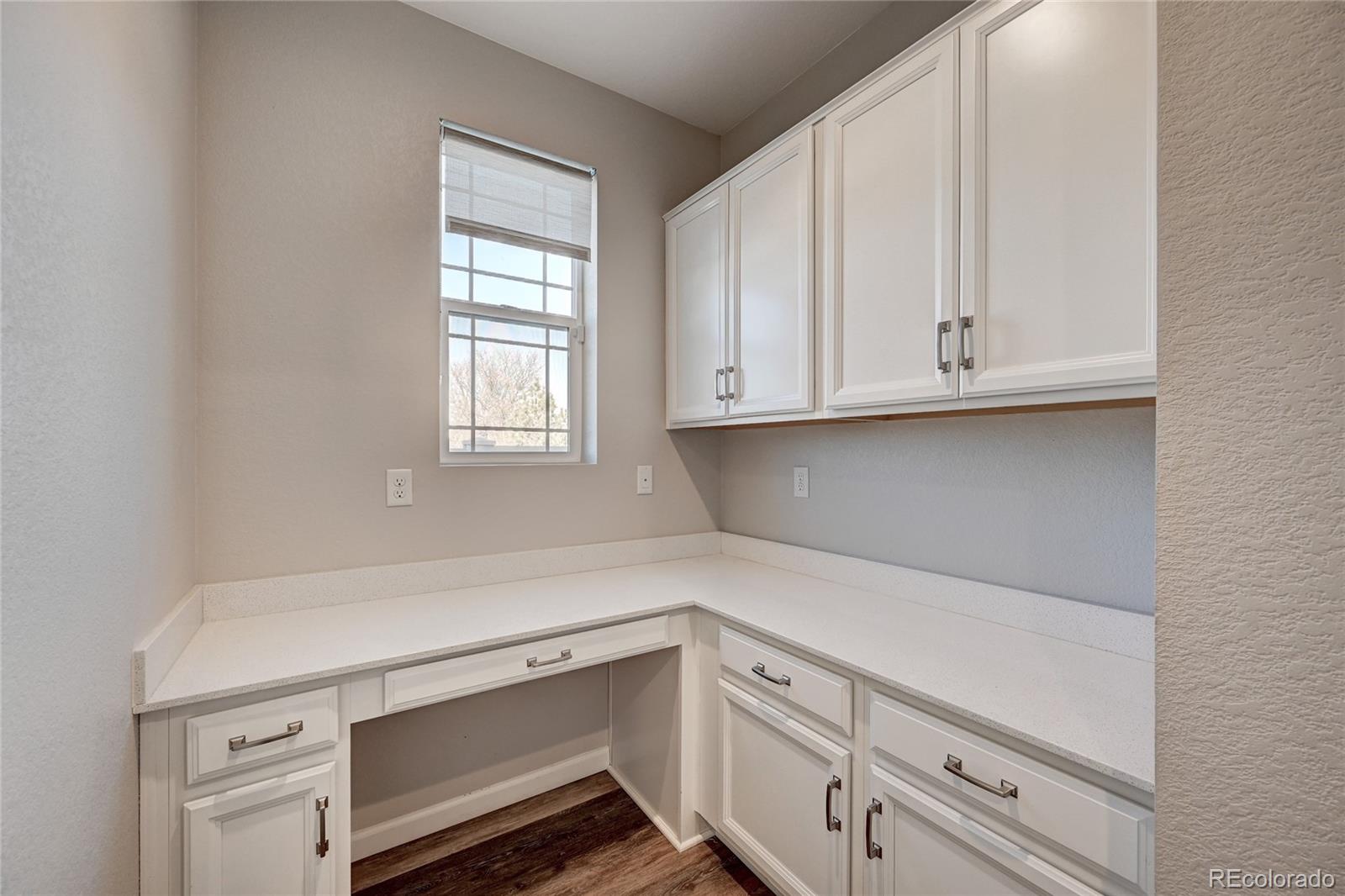 MLS Image #11 for 9809 e kansas avenue,aurora, Colorado
