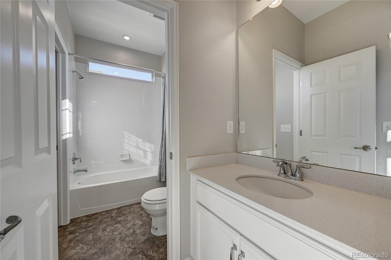 MLS Image #19 for 9809 e kansas avenue,aurora, Colorado