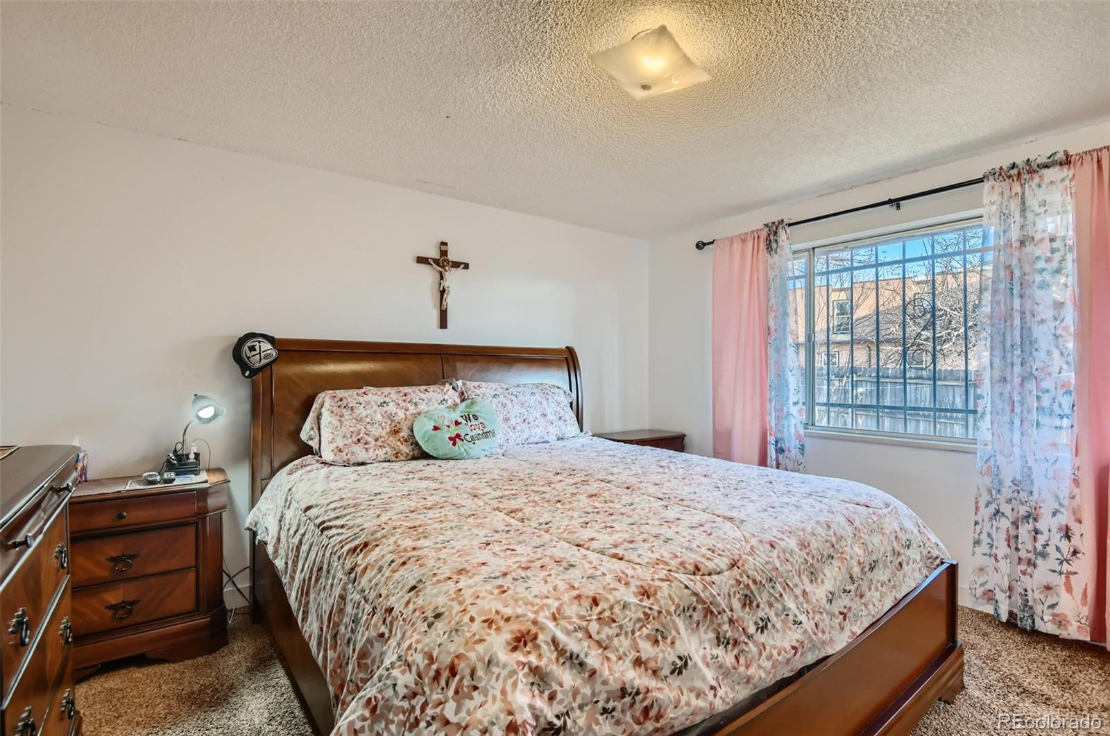 MLS Image #10 for 12395 e 54th ave dr,denver, Colorado