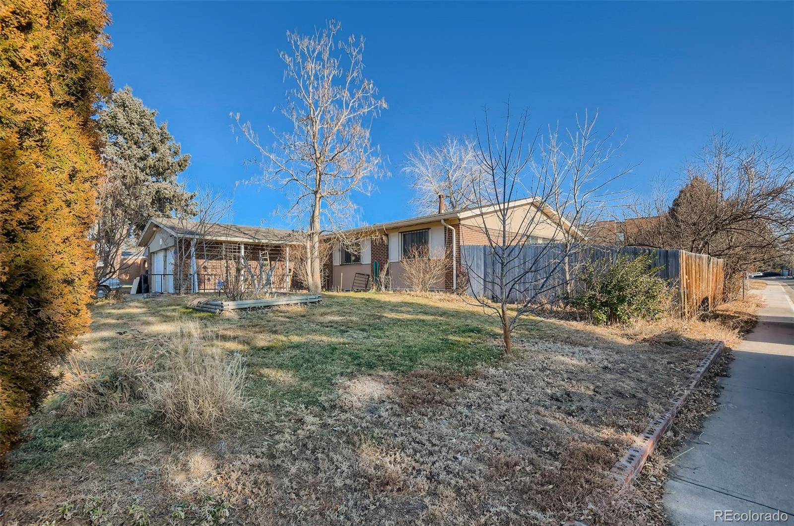 MLS Image #2 for 12395 e 54th ave dr,denver, Colorado