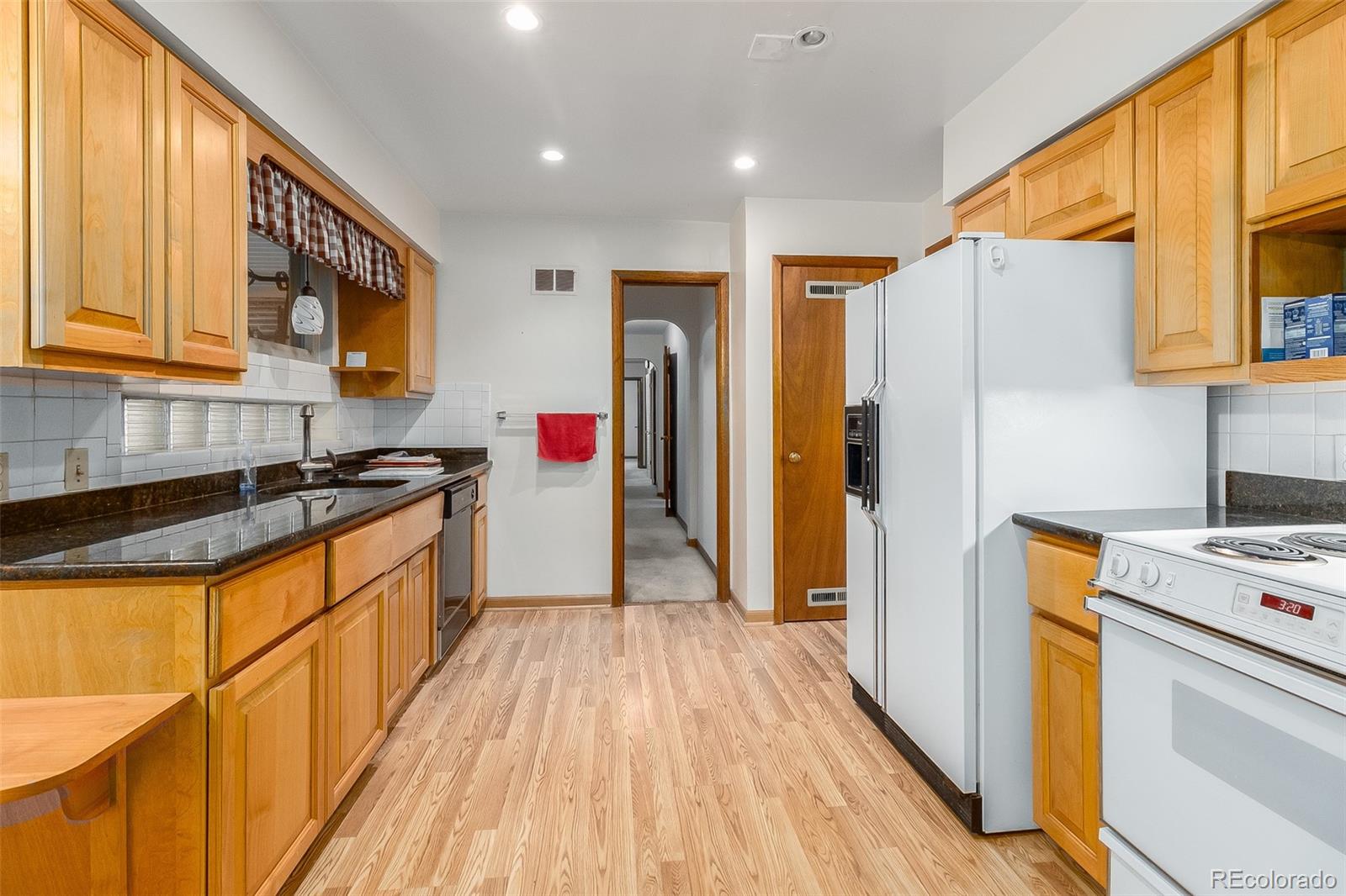 MLS Image #36 for 1101  eudora street,denver, Colorado