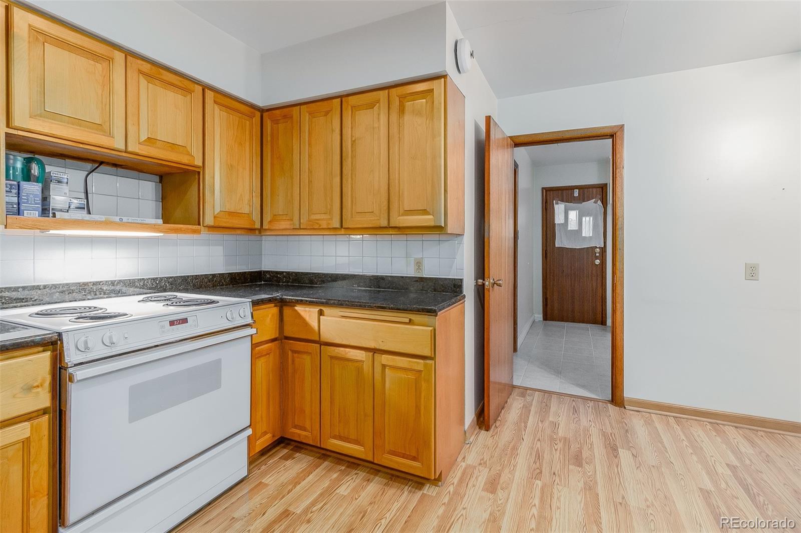 MLS Image #38 for 1101  eudora street,denver, Colorado