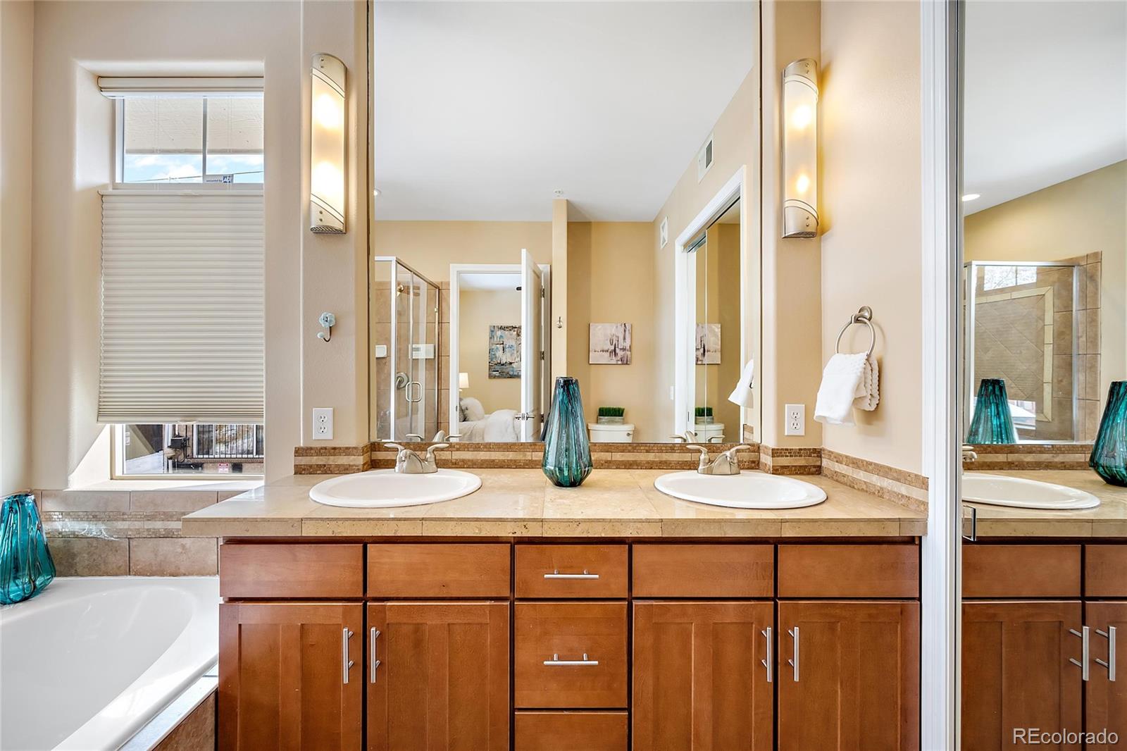 MLS Image #14 for 1100 n grant street,denver, Colorado