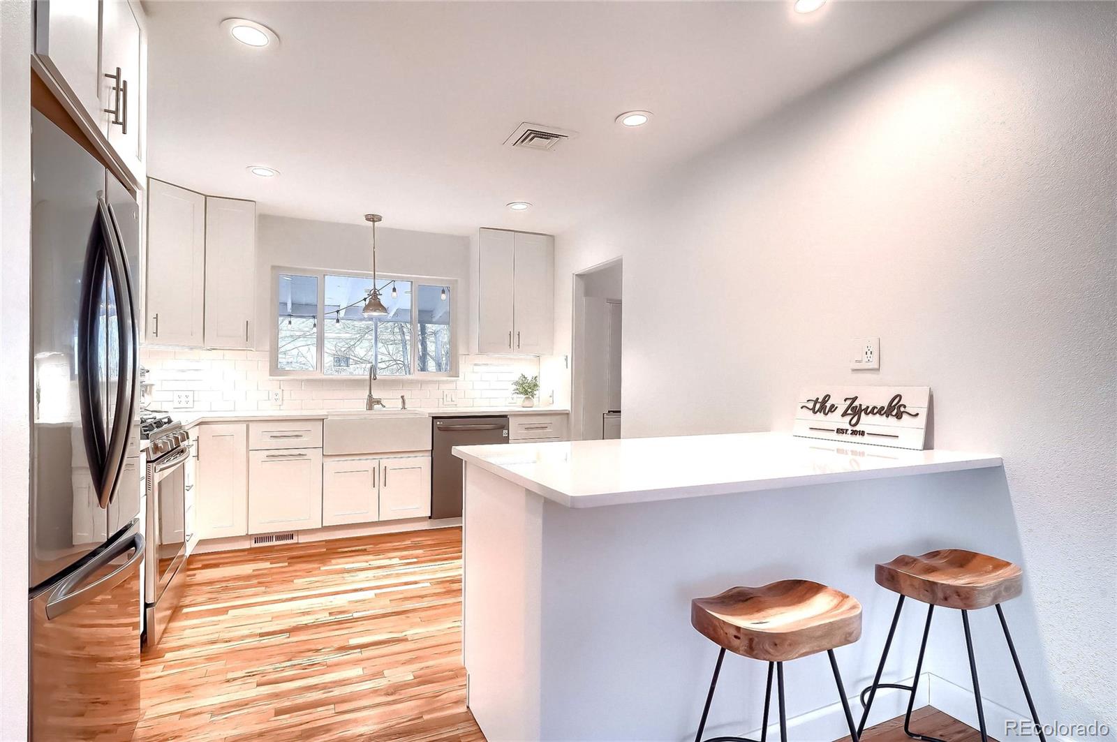 MLS Image #7 for 2054 w arbor avenue,littleton, Colorado
