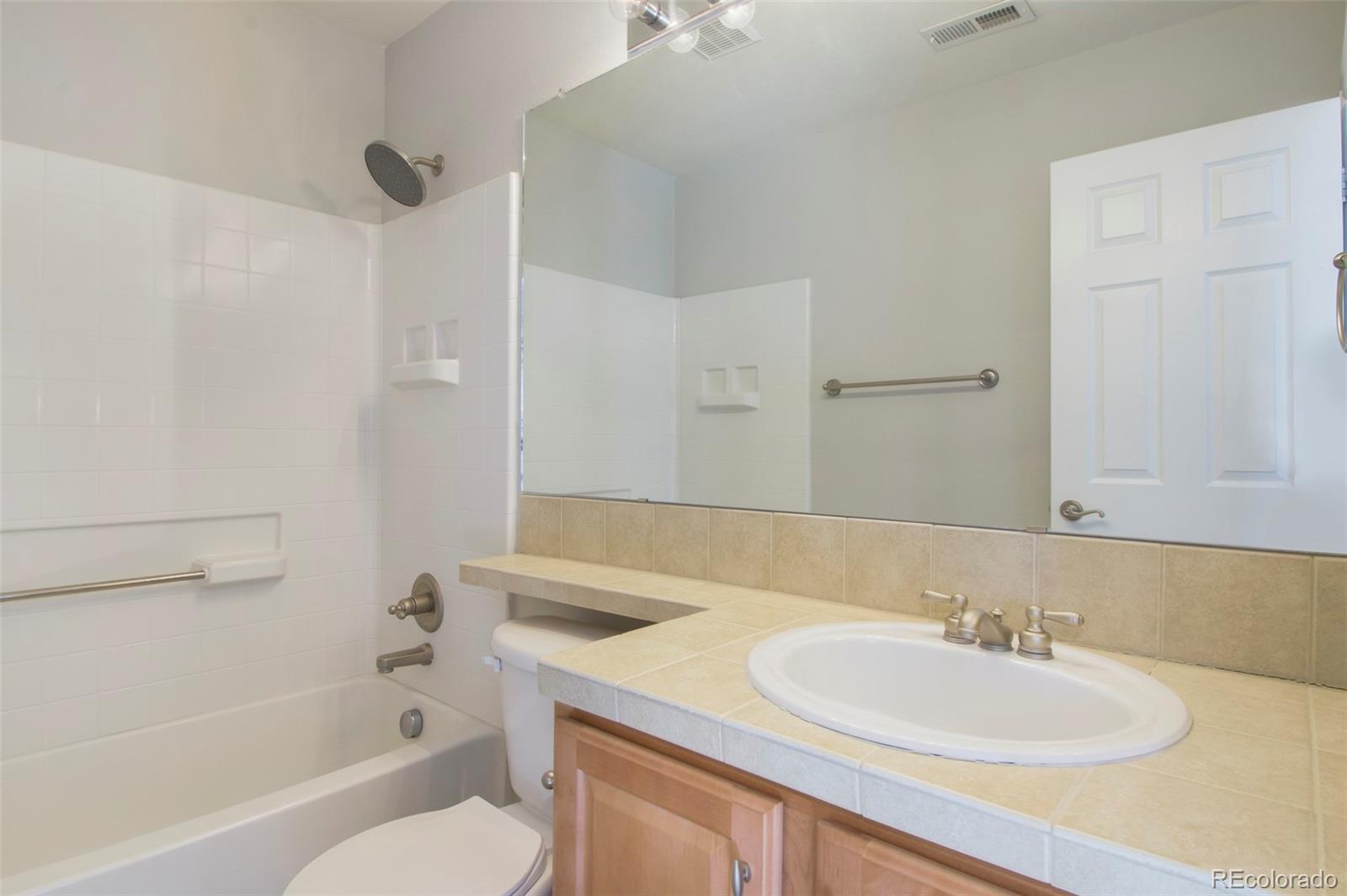 MLS Image #16 for 1152 s fultondale circle,aurora, Colorado