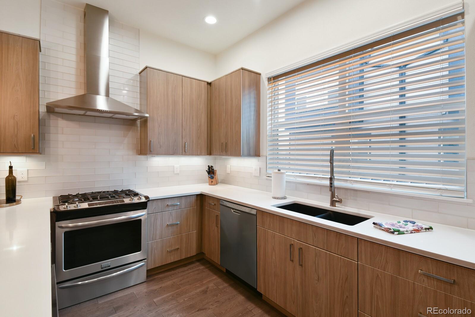 MLS Image #9 for 7841 w 51st avenue,arvada, Colorado
