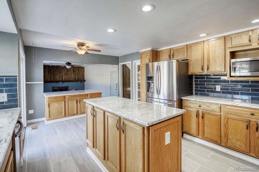 MLS Image #10 for 2079 s macon way,aurora, Colorado